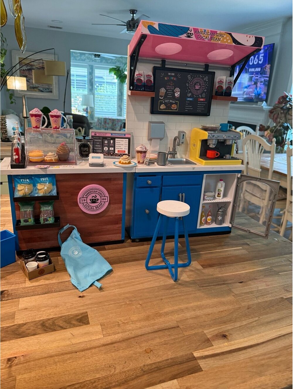 American Girl Doll Local Bean Coffee Shop Est. 1986 Playset + Accessories